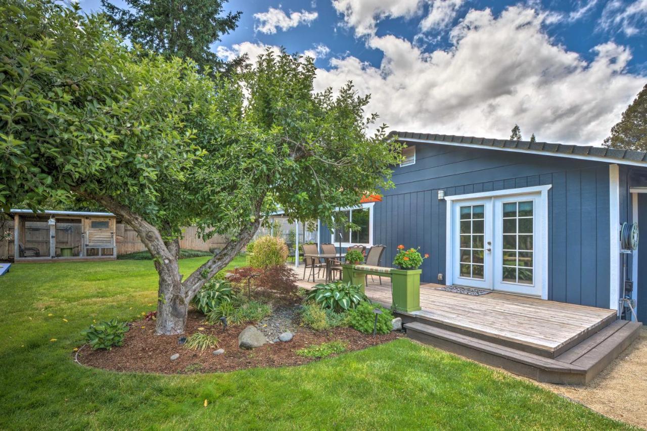 Central Medford Family Retreat With Large Yard! Zewnętrze zdjęcie