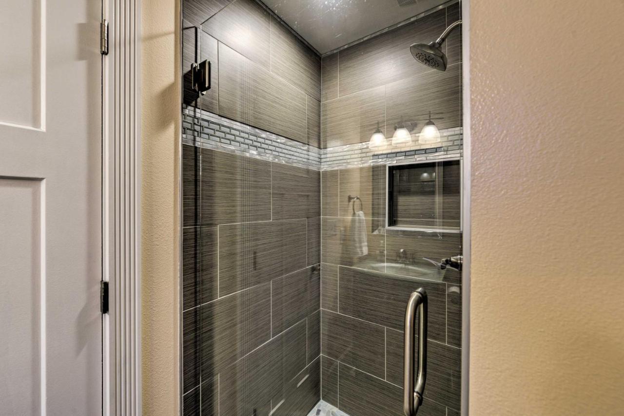 Central Medford Family Retreat With Large Yard! Zewnętrze zdjęcie